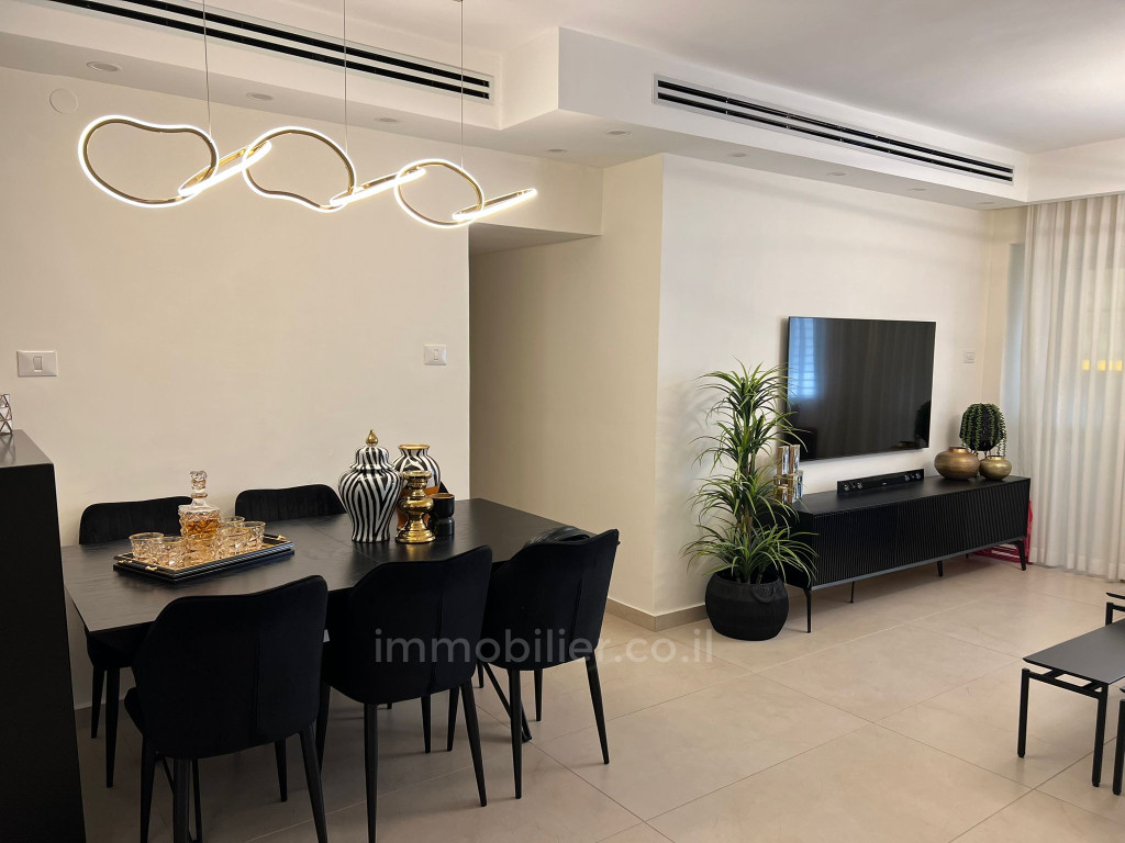 Apartamento 4 cômodos Ashdod Yud Alef 511-IBL-1795