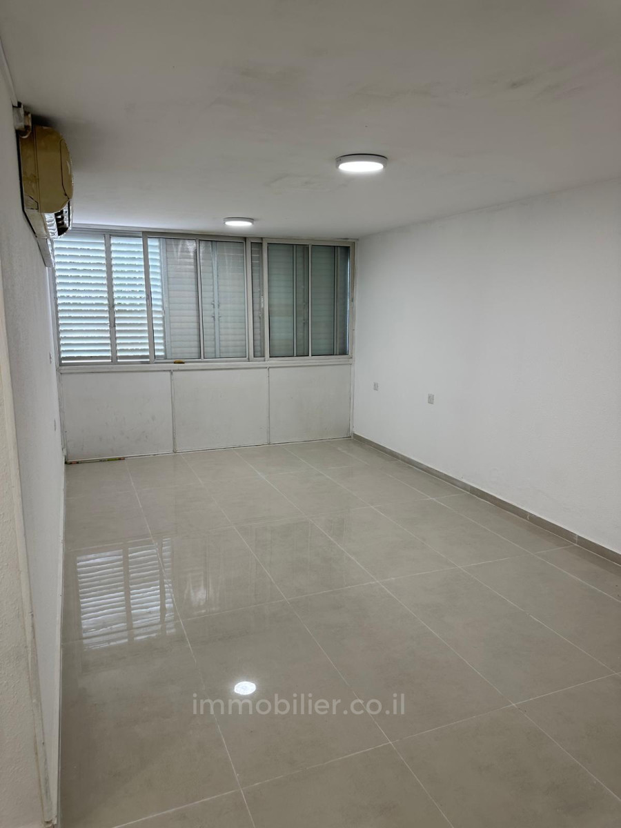 Apartamento 4.5 cômodos Ashdod Guimel 511-IBL-1799