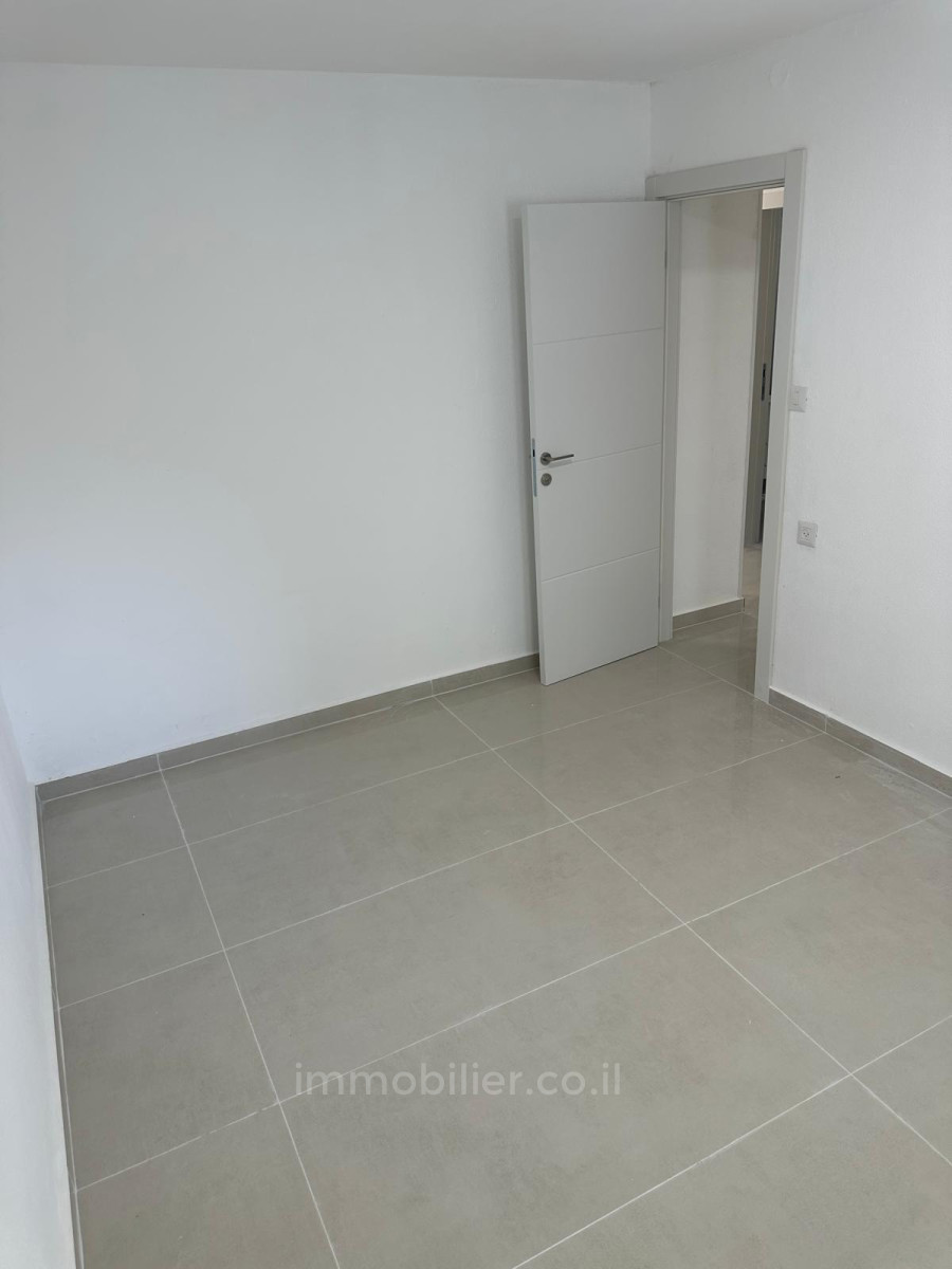 Apartamento 4.5 cômodos Ashdod Guimel 511-IBL-1799