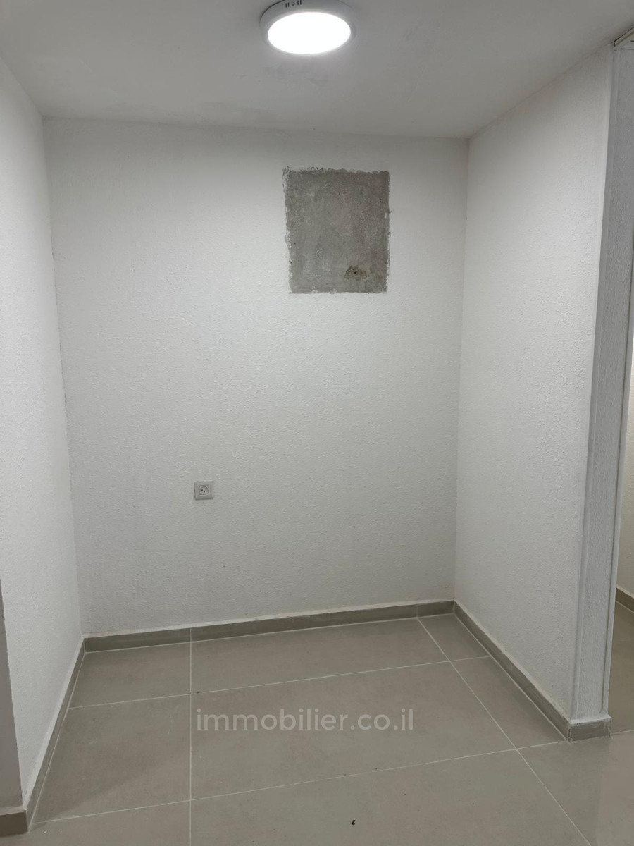 Apartamento 4.5 cômodos Ashdod Guimel 511-IBL-1799