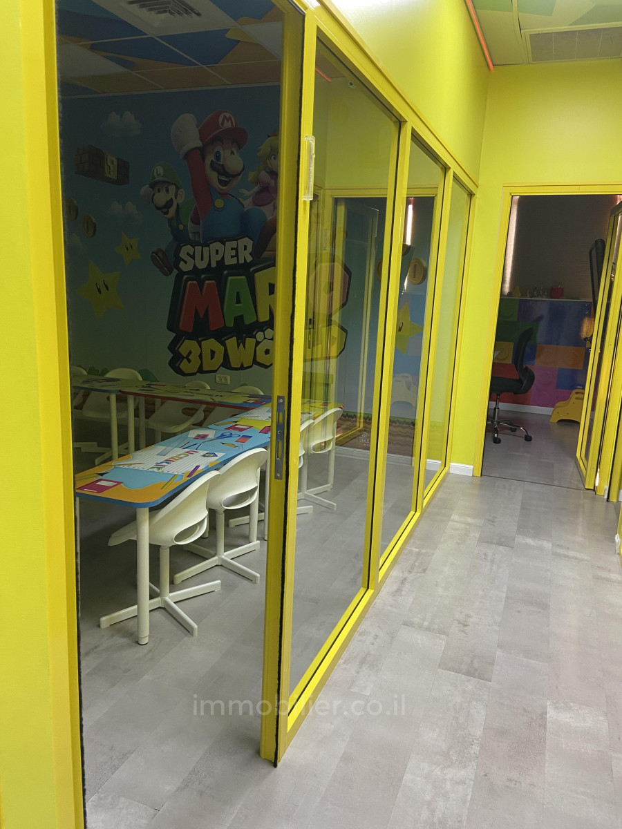 Escritórios 1.5 cômodos Ashdod Het 511-IBL-1806