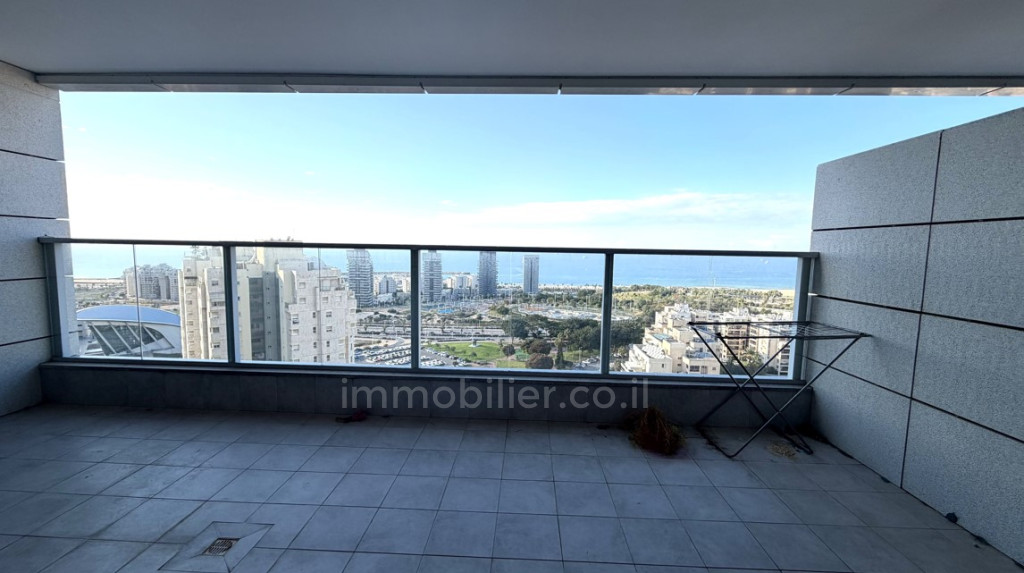 Apartamento 5 cômodos Ashdod Mar 511-IBL-1816