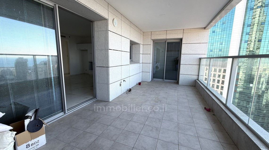 Apartamento 5 cômodos Ashdod Mar 511-IBL-1816