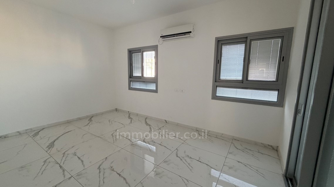 Apartamento 5 cômodos Ashdod Mar 511-IBL-1816