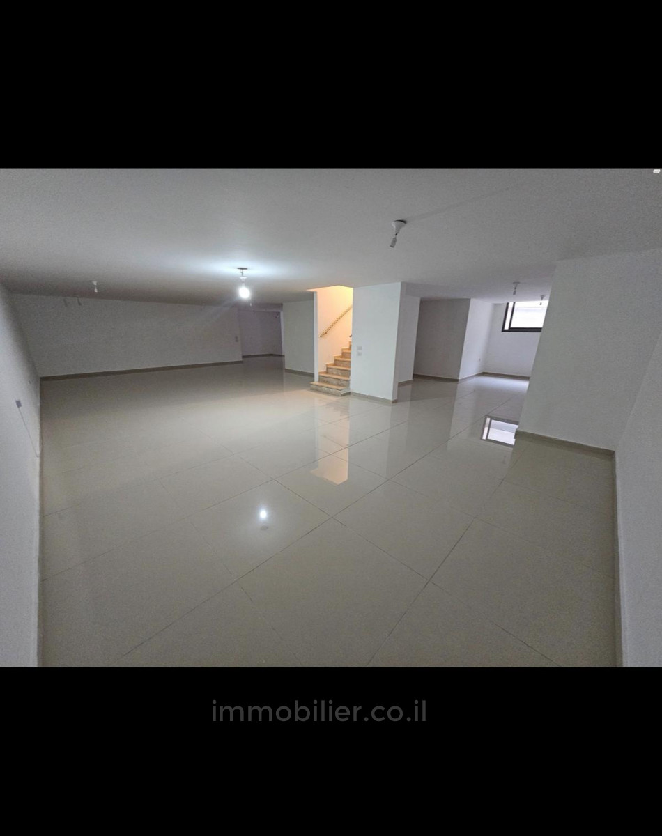 Apartamento garden 7 cômodos Ashdod Marina 511-IBL-1817