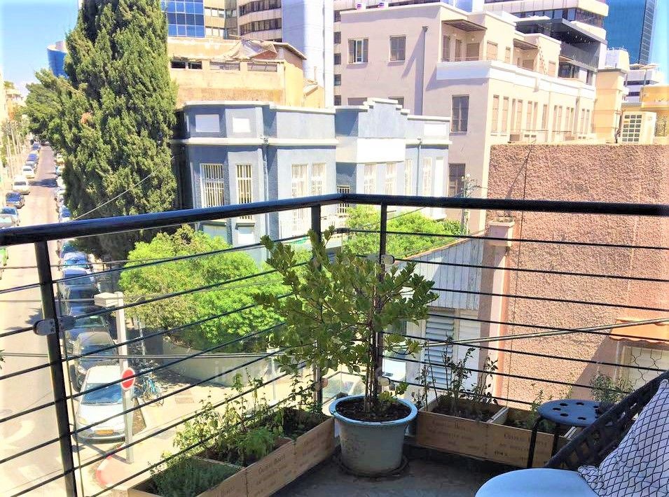 Apartamento 4 cômodos Tel Aviv Lev Tel-Aviv 512-IBL-14
