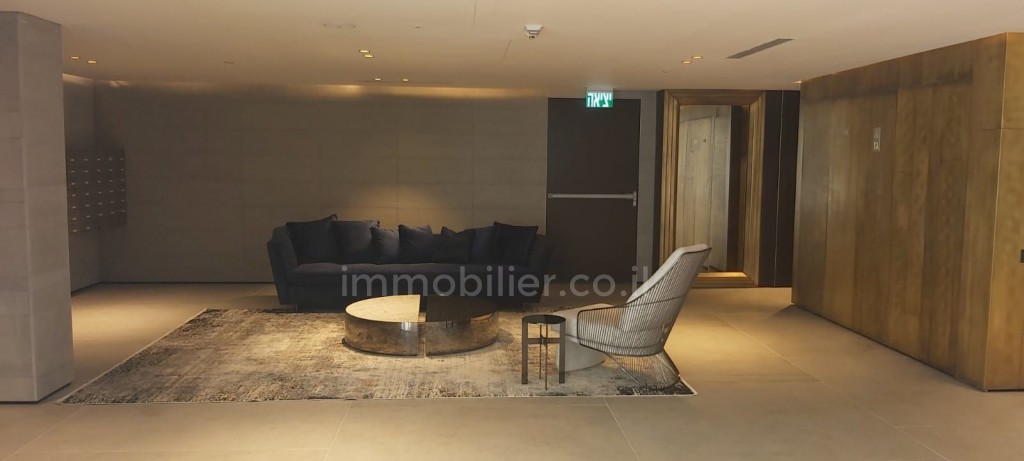 Casarão 3 cômodos Tel Aviv Kerem Hatemanim 512-IBL-16