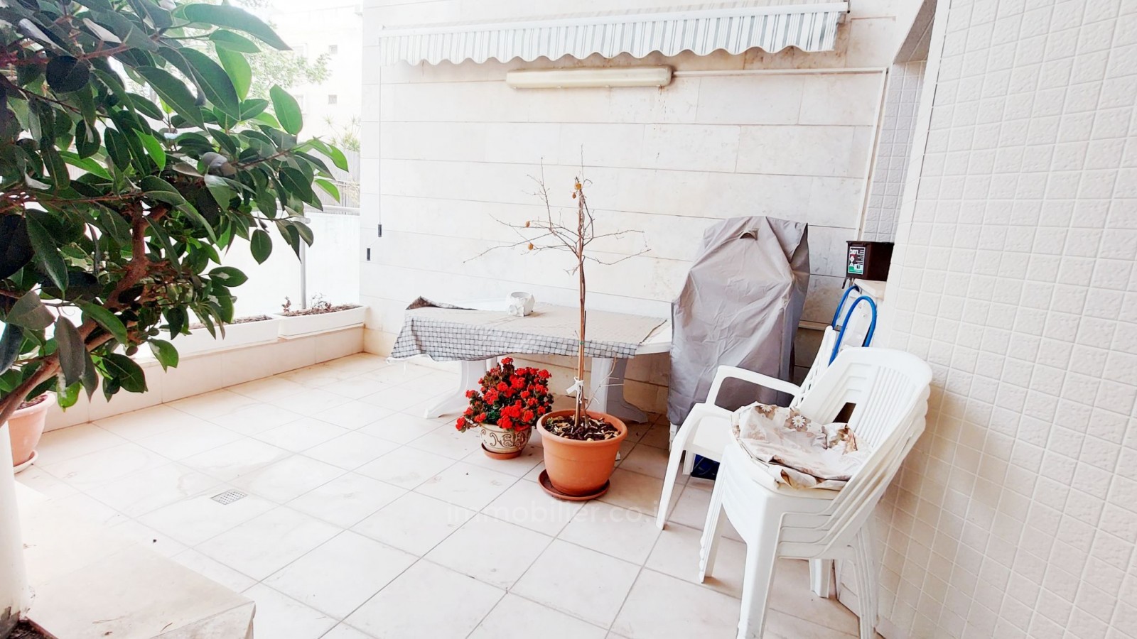 Apartamento 4.5 cômodos Raanana Perto da prefeitura 512-IBL-33