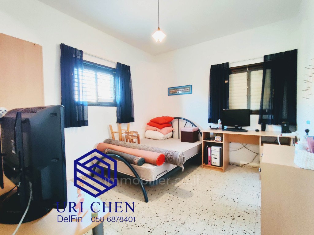 Casa de campo 5 cômodos Raanana Próximo de Bilu 514-IBL-10