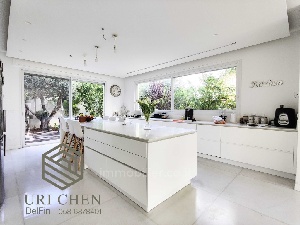 Casarão 8 cômodos Raanana 2005 514-IBL-8