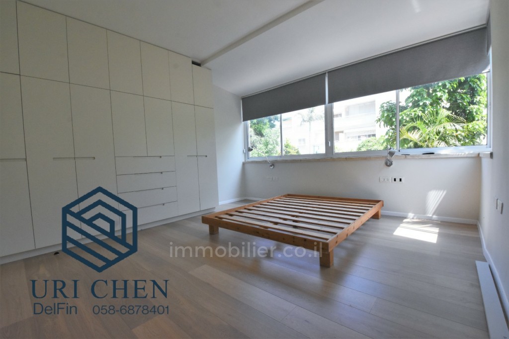 Apartamento 3.5 cômodos Raanana 2003 514-IBL-9
