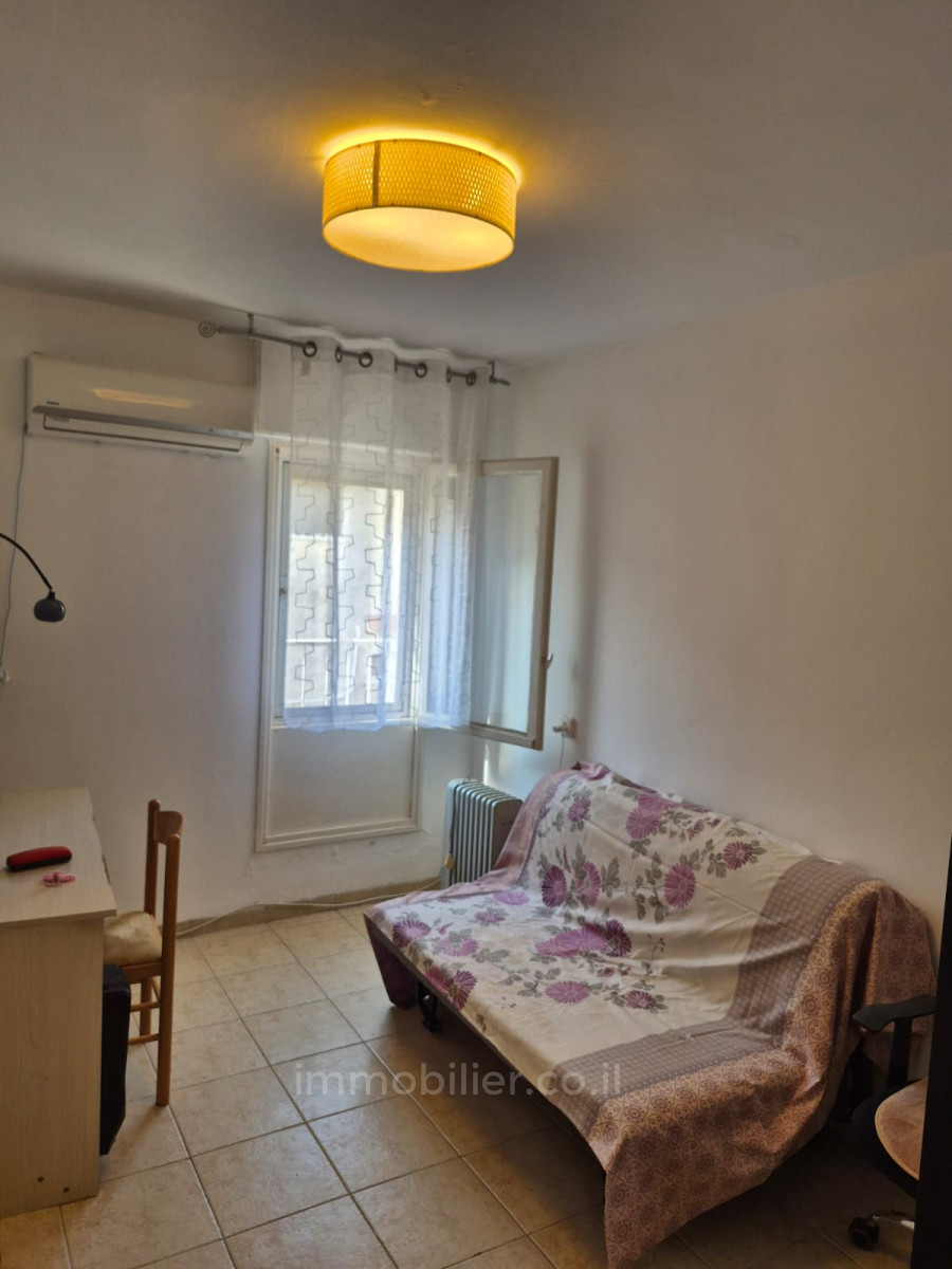 Apartamento 3 cômodos Nahariya Centro da cidade 523-IBL-35