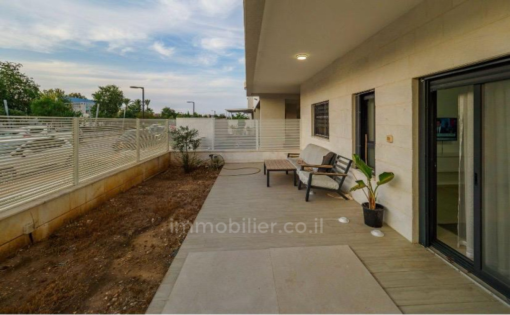 Apartamento garden 5 cômodos Nahariya Nahariya 523-IBL-38