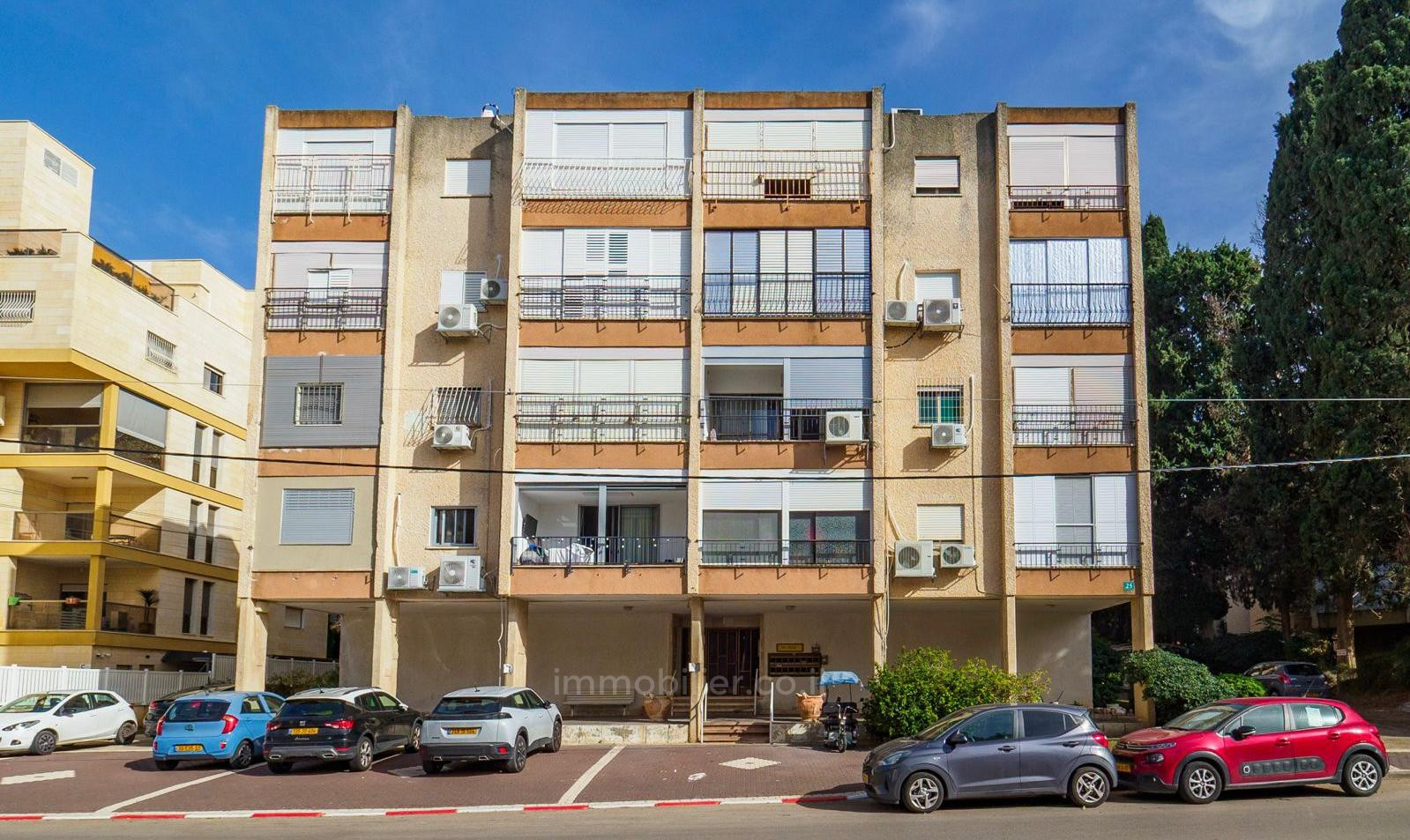 Apartamento 4 cômodos Nahariya Centro da cidade 523-IBL-43