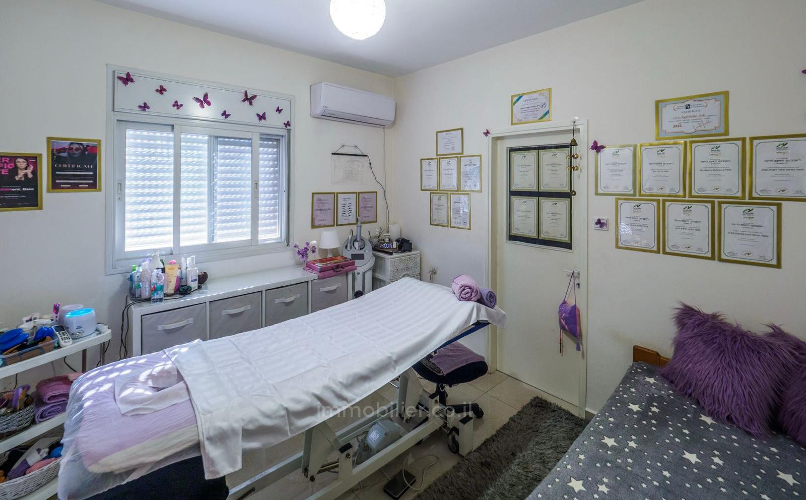 Apartamento 4 cômodos Nahariya Centro da cidade 523-IBL-43