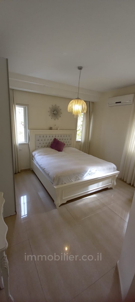 Apartamento 4 cômodos Jerusalém Beit Vagan 524-IBL-14