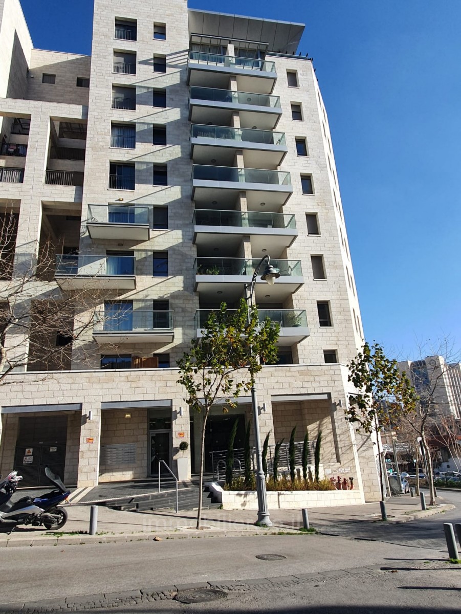 Apartamento 3 cômodos Jerusalém Centro da cidade 524-IBL-17