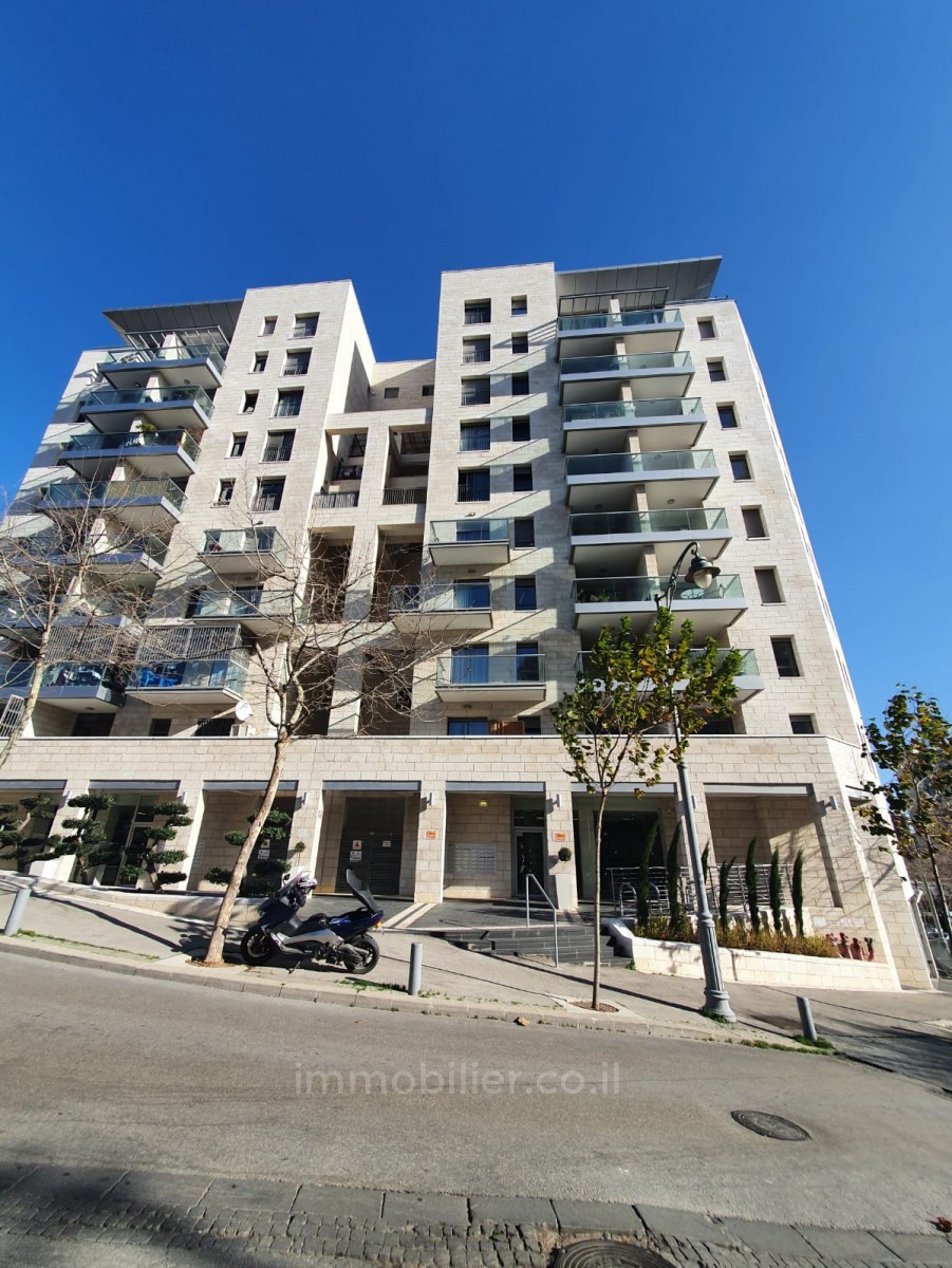 Apartamento 3 cômodos Jerusalém Centro da cidade 524-IBL-17