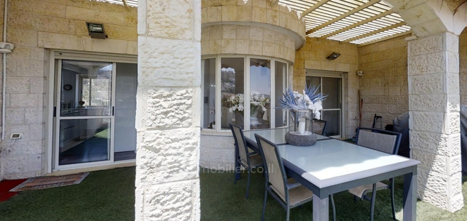 Cobertura 5 cômodos Jerusalém Bet Hakerem 524-IBL-24