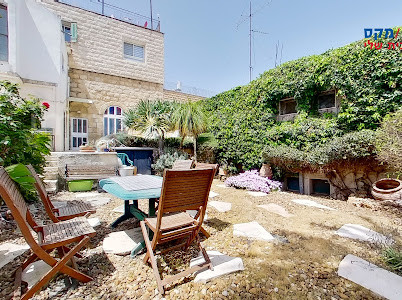 Casarão 5.5 cômodos Jerusalém Malha 524-IBL-36