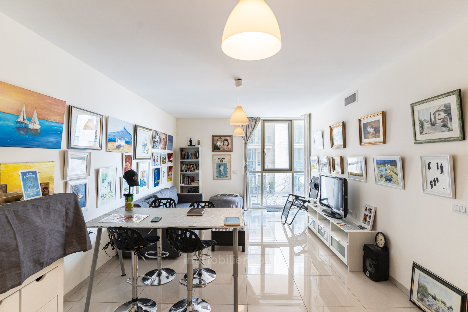 Apartamento 2 cômodos Jerusalém Centro da cidade 524-IBL-37