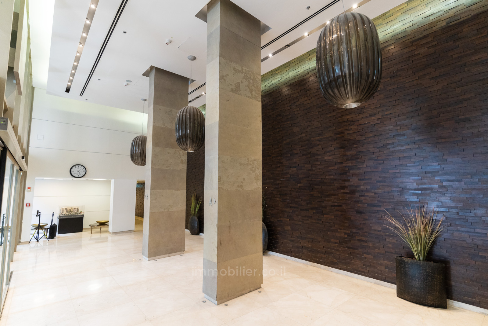 Apartamento 2 cômodos Jerusalém Centro da cidade 524-IBL-37