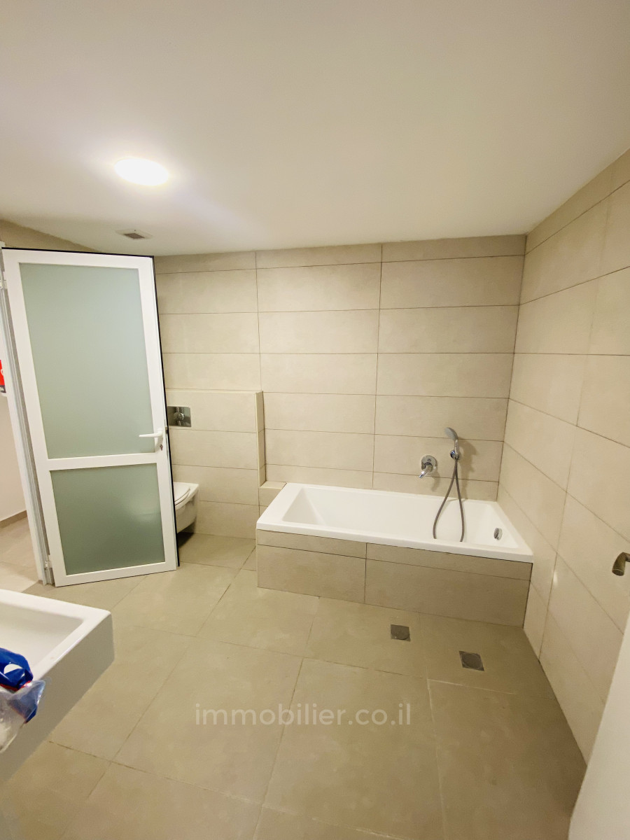 Casa de campo 7 cômodos Jerusalém Beit Vagan 524-IBL-40