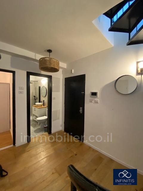 Duplex 3 cômodos Tel Aviv Ben-Yehuda 527-IBL-10