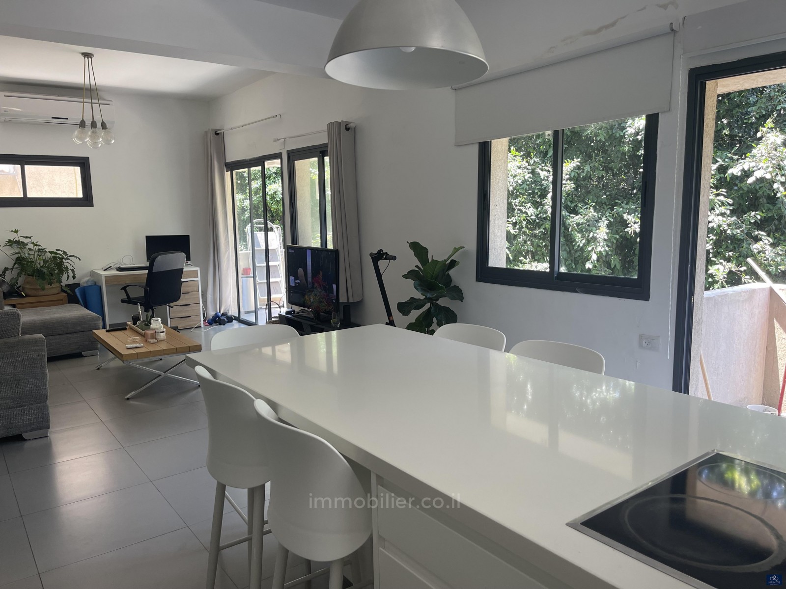 Apartamento 3 cômodos Tel Aviv Dizengof 527-IBL-11