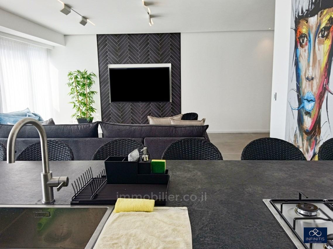 Apartamento 4 cômodos Tel Aviv tel aviv 527-IBL-126