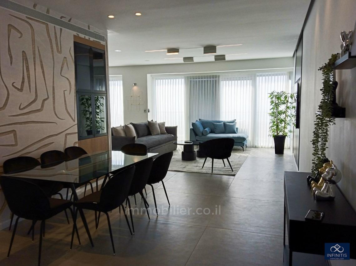 Apartamento 4 cômodos Tel Aviv tel aviv 527-IBL-126