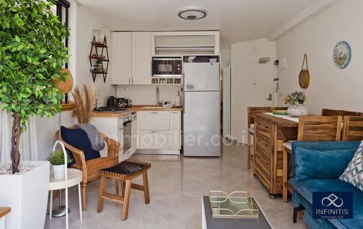 Apartamento 2 cômodos Tel Aviv Kerem Hatemanim 527-IBL-132