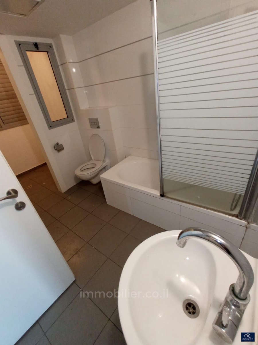 Apartamento 4 cômodos Ascalão City 527-IBL-135