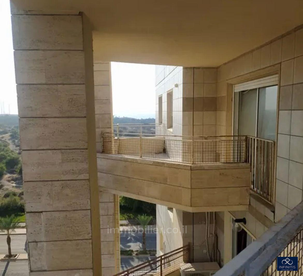 Apartamento 3 cômodos Ascalão City 527-IBL-137