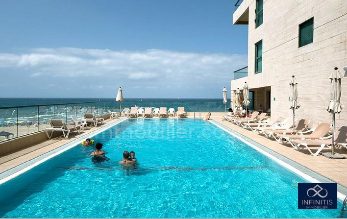 Apartamento 3 cômodos Tel Aviv Primeira linha de mar 527-IBL-140
