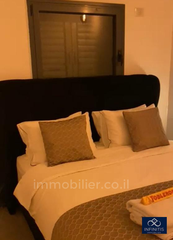 Apartamento 3 cômodos Tel Aviv Lev Tel-Aviv 527-IBL-147