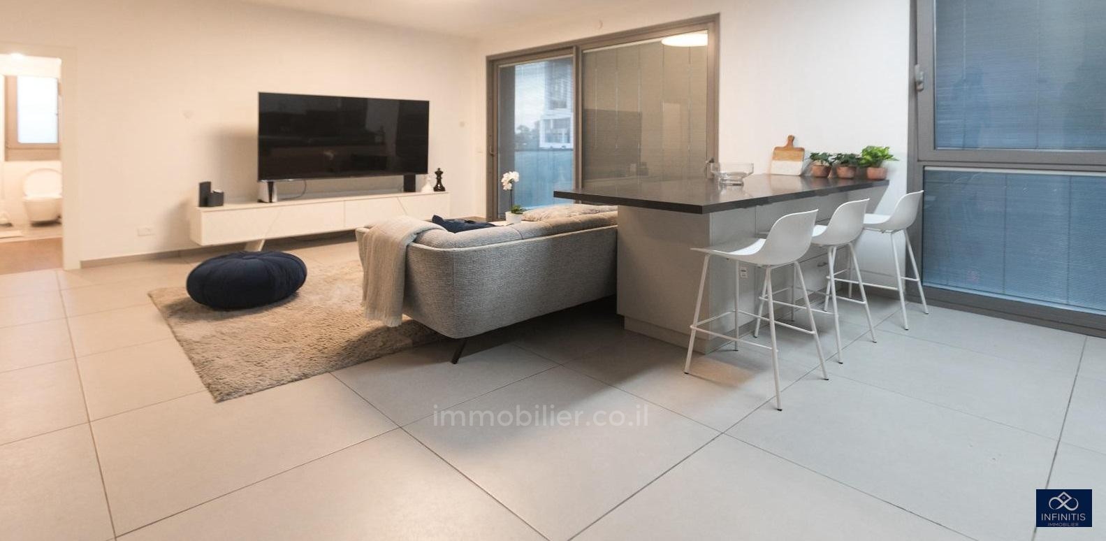 Apartamento 3 cômodos Herzliya Herzliya 527-IBL-148
