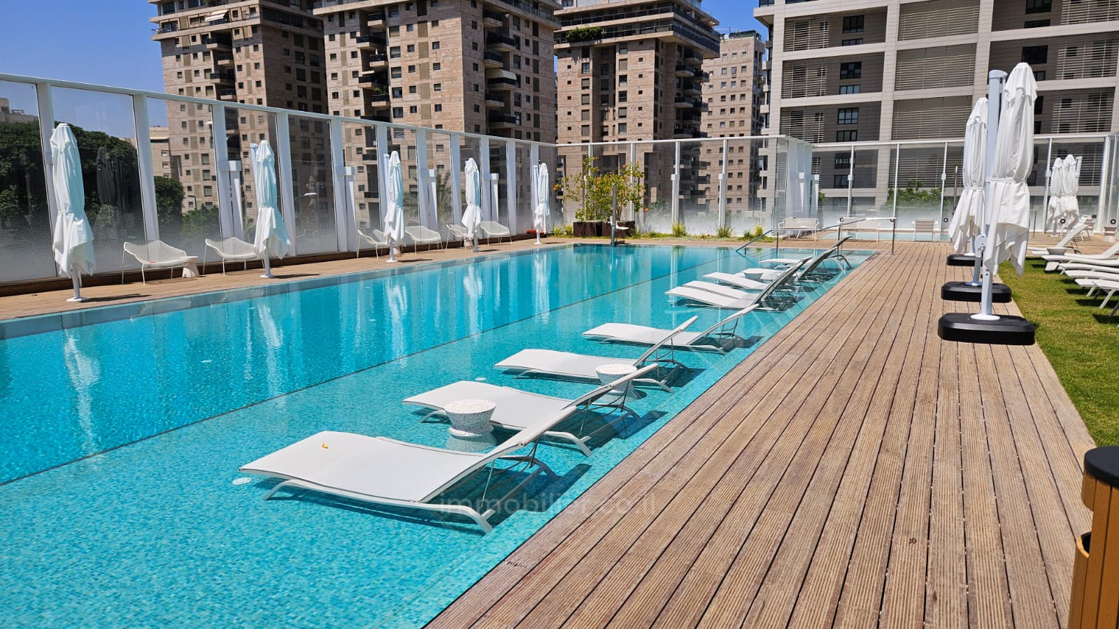 Apartamento 4.5 cômodos Tel Aviv Ramat Aviv Gimel 527-IBL-172