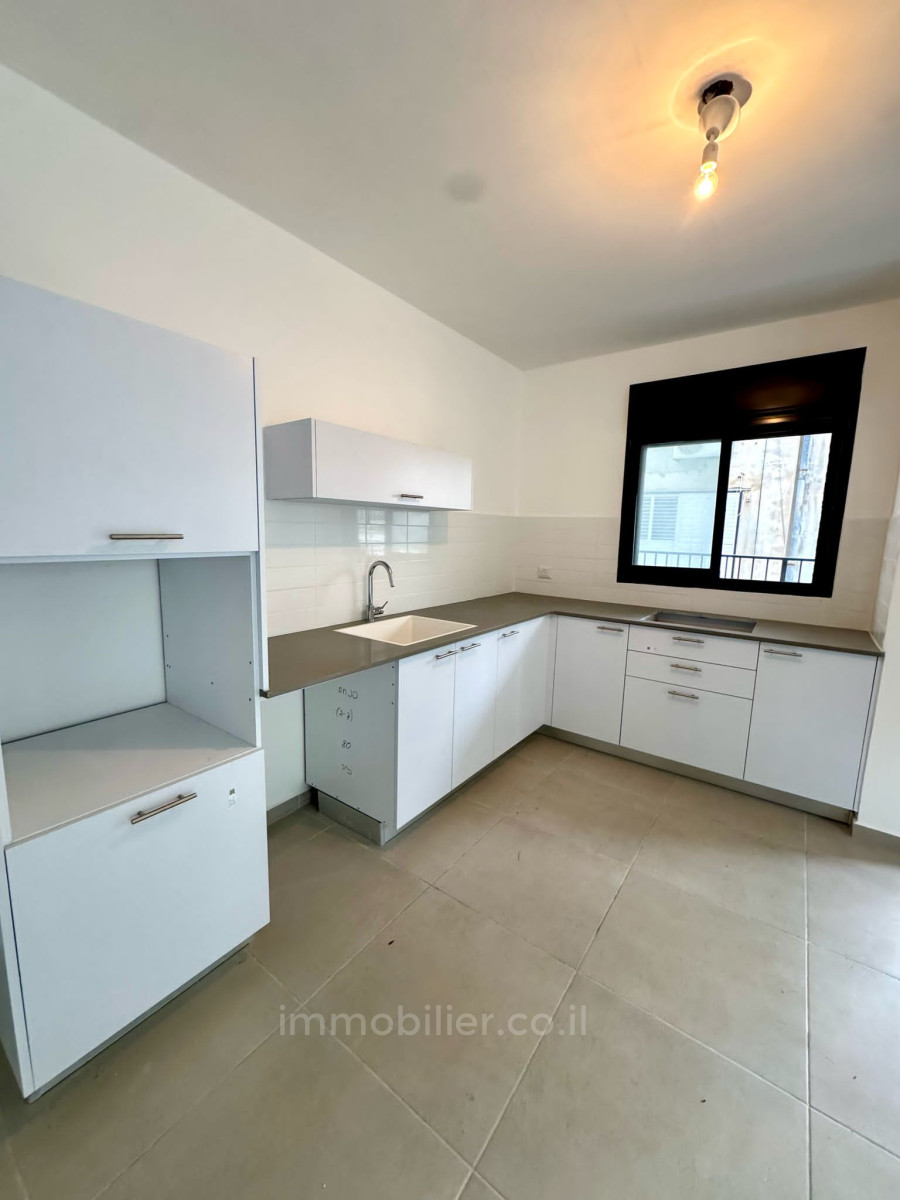 Apartamento 3 cômodos Bat yam Bat yam 527-IBL-186