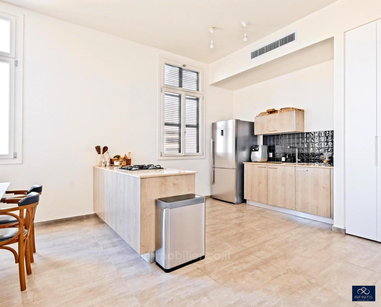 Apartamento 3 cômodos Tel Aviv Lev Tel-Aviv 527-IBL-52