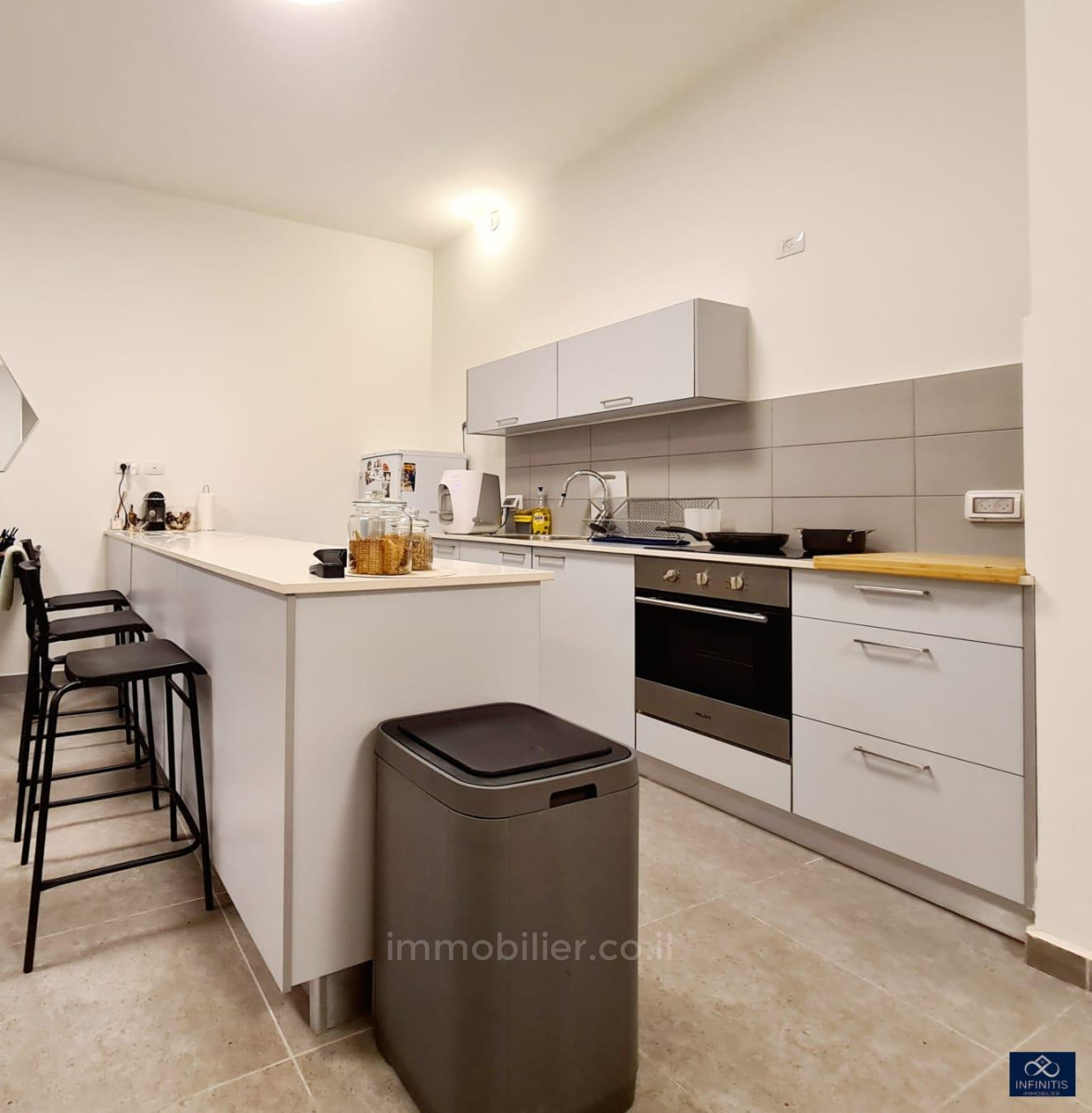 Apartamento garden 3 cômodos Tel Aviv Lev Tel-Aviv 527-IBL-53