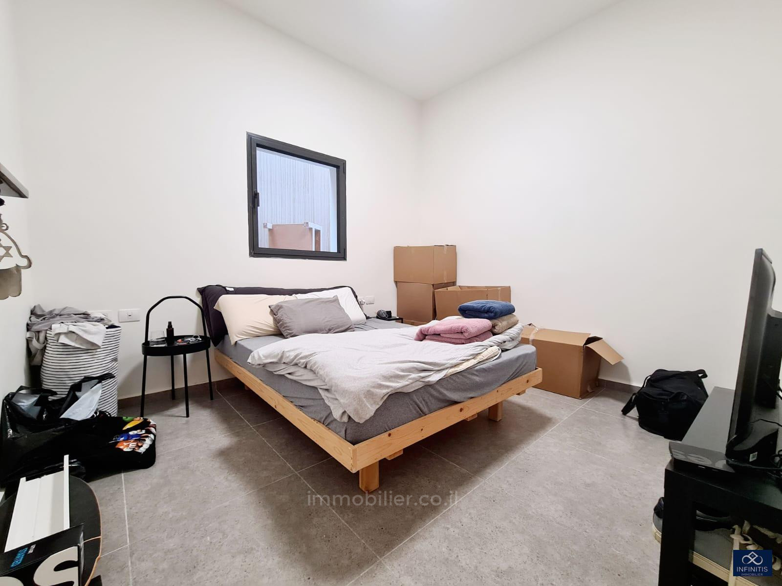 Apartamento garden 3 cômodos Tel Aviv Lev Tel-Aviv 527-IBL-53