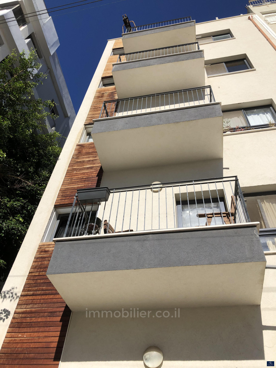 Apartamento 4 cômodos Tel Aviv Centro da cidade 527-IBL-62