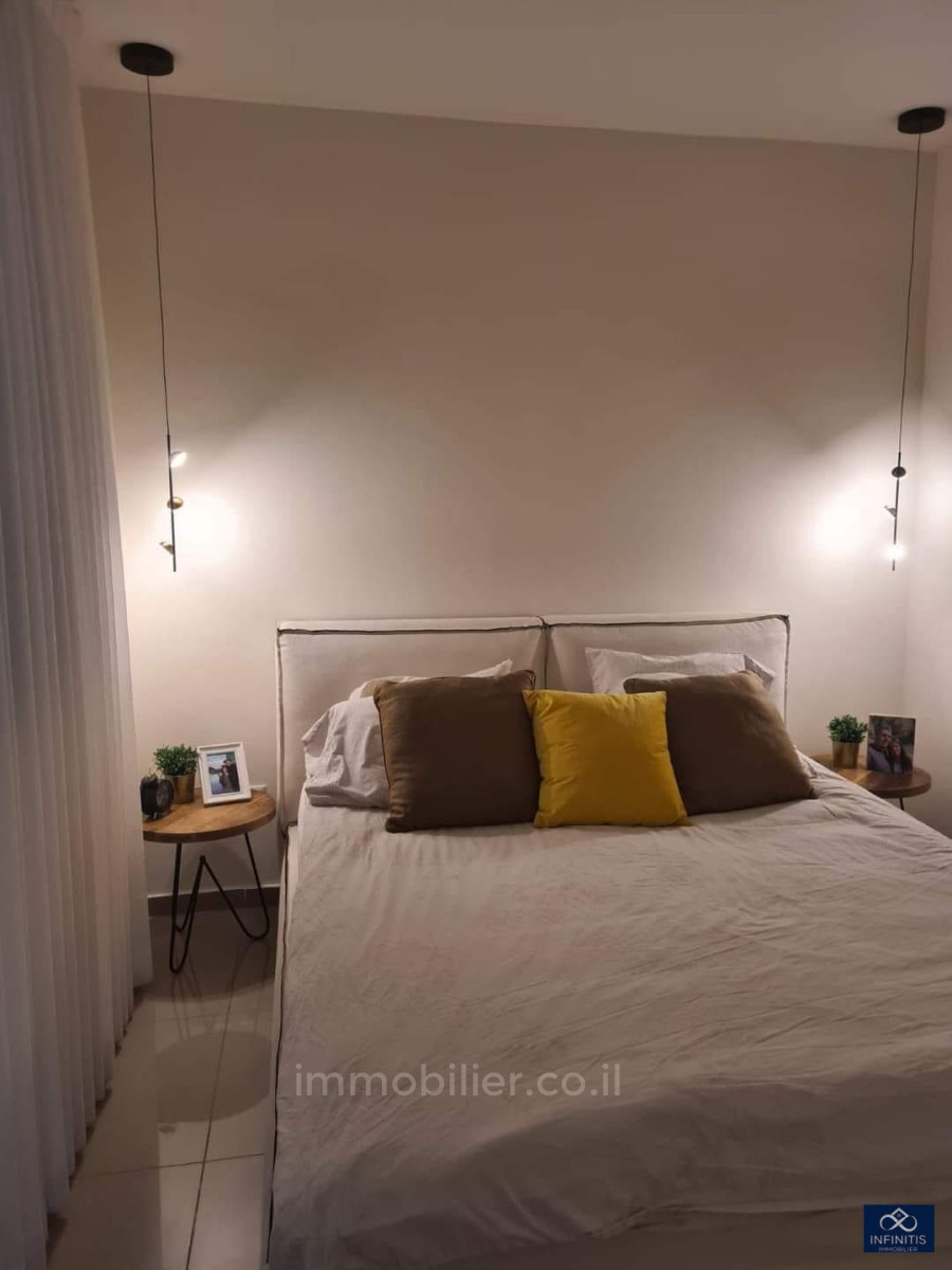 Apartamento 5 cômodos Ashdod Tet Zain 527-IBL-76