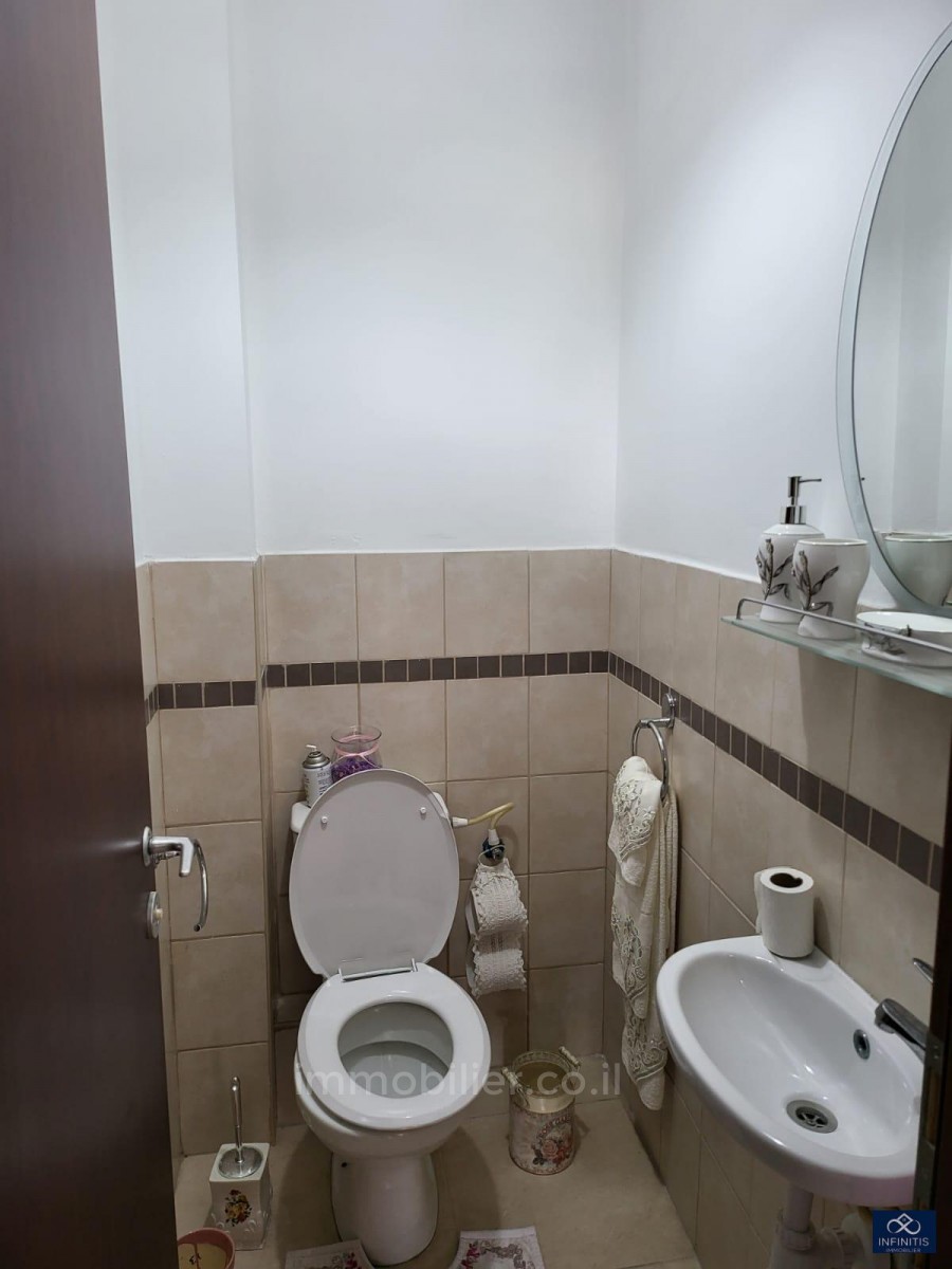 Apartamento 4 cômodos Tel Aviv Haargazim 527-IBL-8