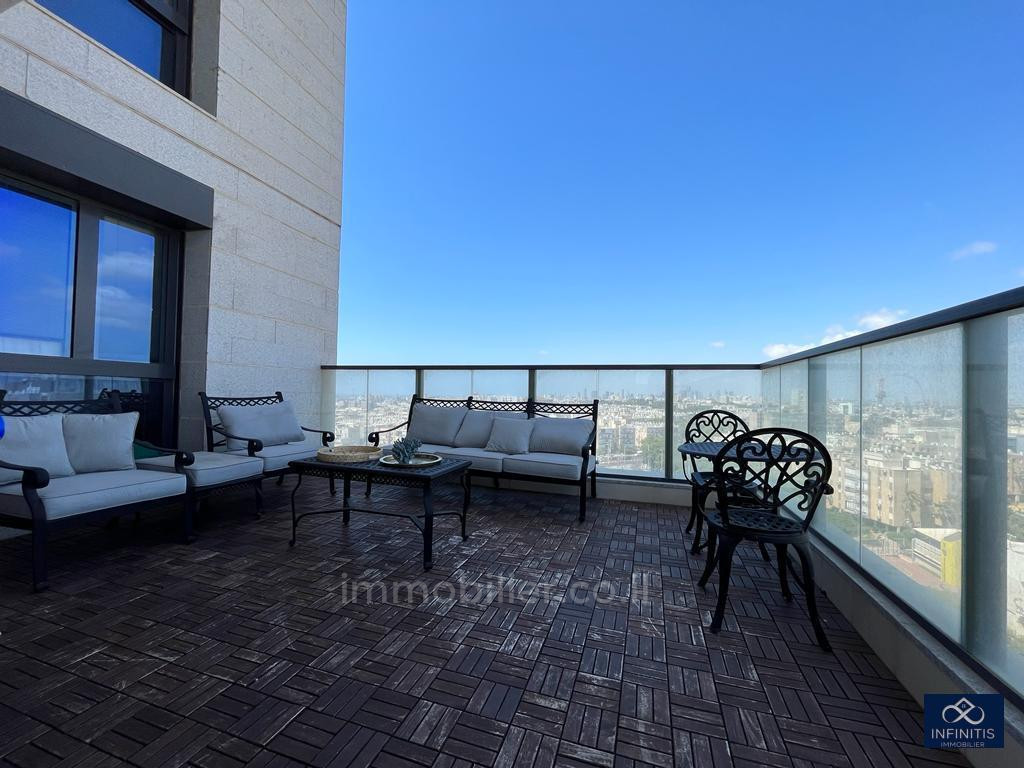 Cobertura 3 cômodos Bat yam Bat yam 527-IBL-90