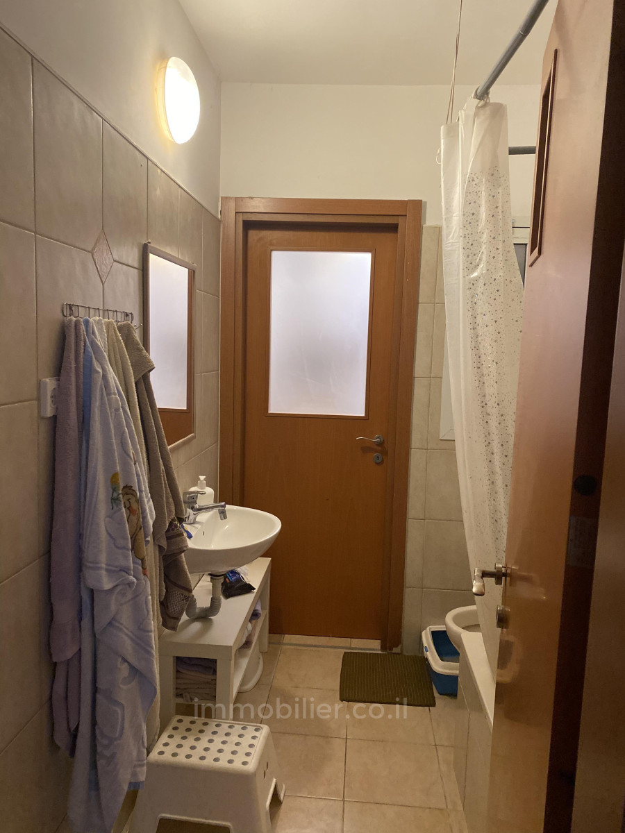 Apartamento 3 cômodos Ascalão Neve Ilan 529-IBL-1