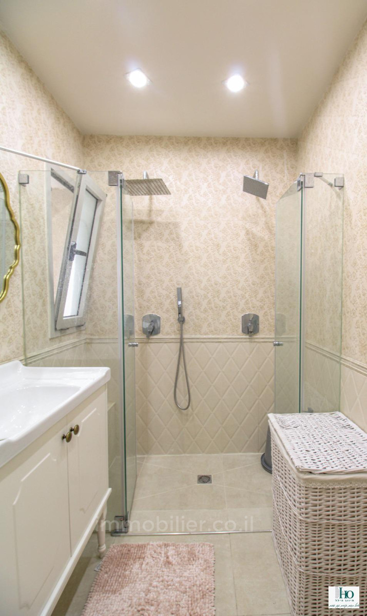 Apartamento 5 cômodos Ascalão Barnea 529-IBL-22