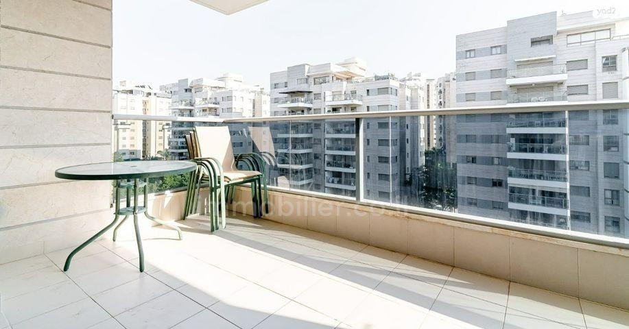 Apartamento 4 cômodos Ascalão Barnea 529-IBL-2