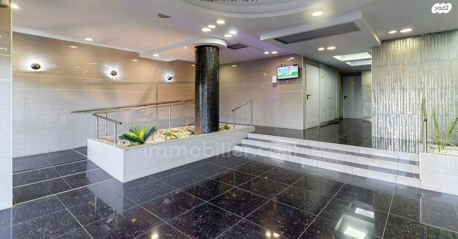 Apartamento 4 cômodos Ascalão Barnea 529-IBL-2